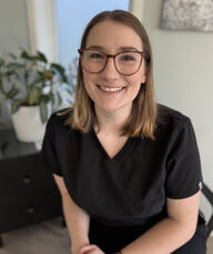 Book an Appointment with Elise Baron for Acupuncture