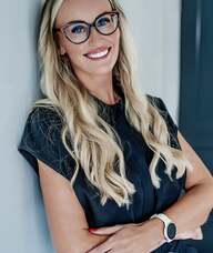 Book an Appointment with Meredith Humm for IV, Vitamin Injections, Weight-Management & Wellness