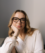 Book an Appointment with Sarah Palmer for Free 15 Minute Consultation