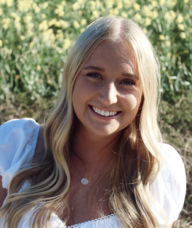 Book an Appointment with Olivia Oscarson for IV Nutrition Therapy & Injections