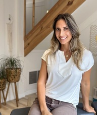 Book an Appointment with Dr. Melissa Cabral-Barsottelli for Acupuncture